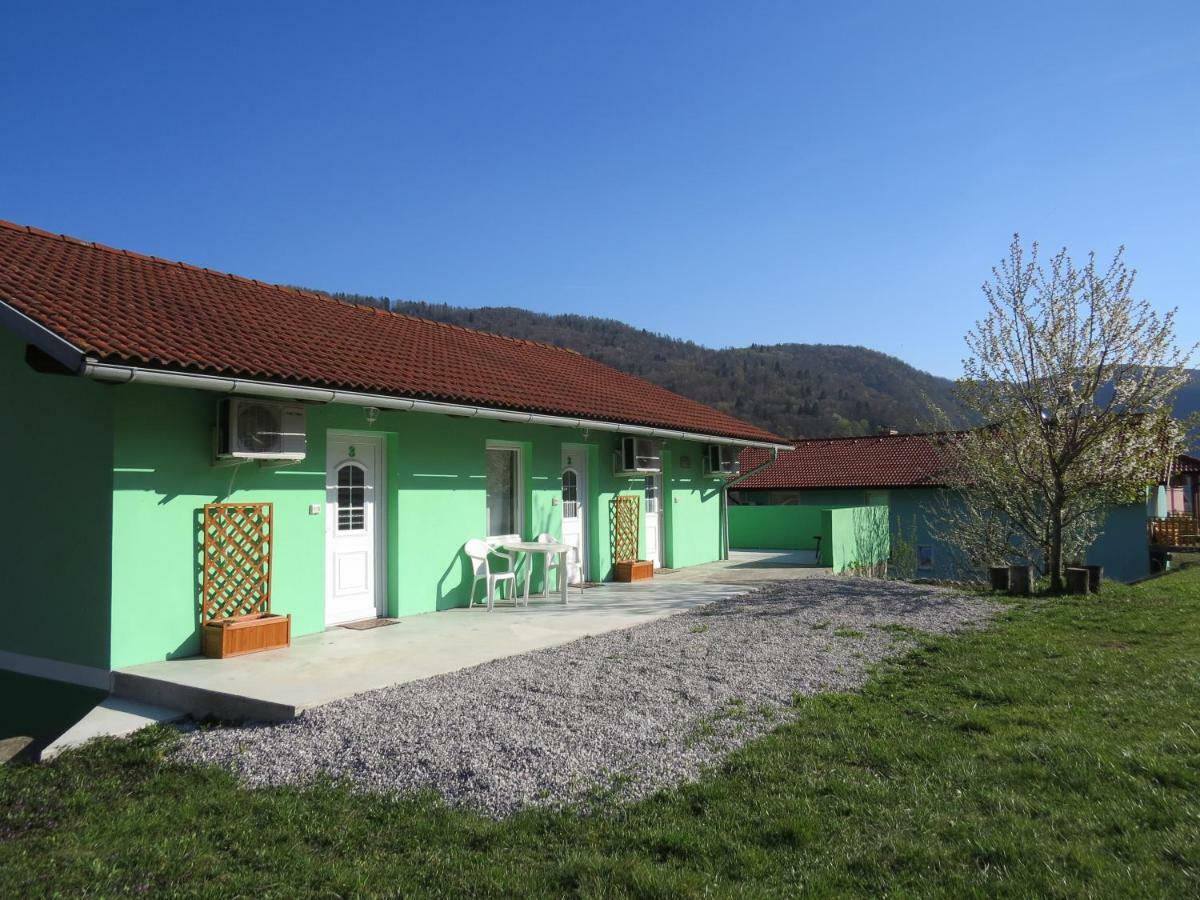 Apartma Patricija - Big Apartment For 6 Tolmin Buitenkant foto